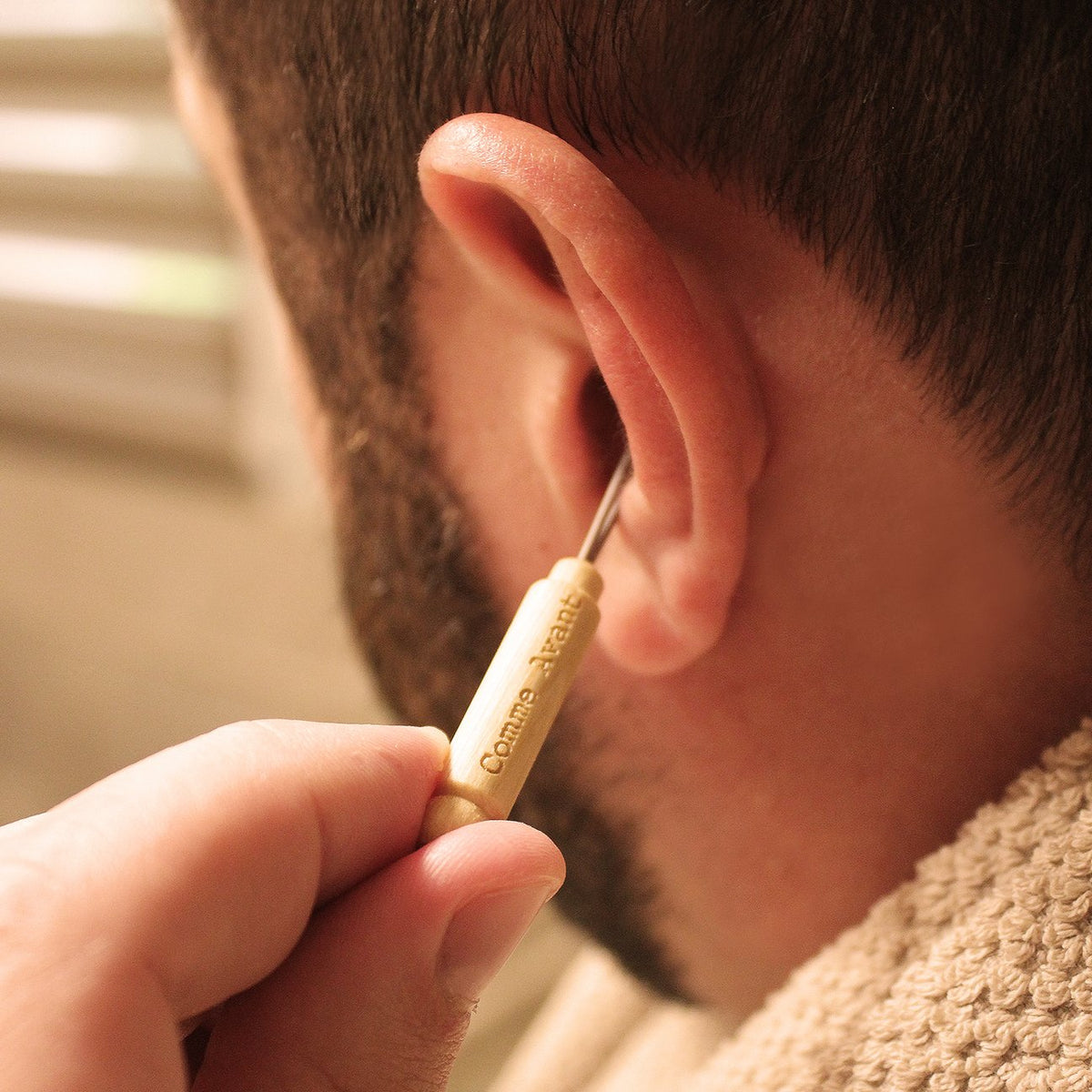 Practical ear cleaner